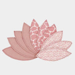 Charger l'image dans la galerie, Un petit bout de tissu pour éviter bien des tâches ! A mettre entre les lèvres vaginales pour éviter les pertes balnches et le spotting de début et fin de règles. Protège slip invisible, il est l'allié de votre lingerie (si vous en avez) ! Labia pad rose