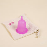 Charger l'image dans la galerie, La p'tite Minote, la cup ou coupe menstruelle souple pour les vierges, débutantes ou ayant accouché